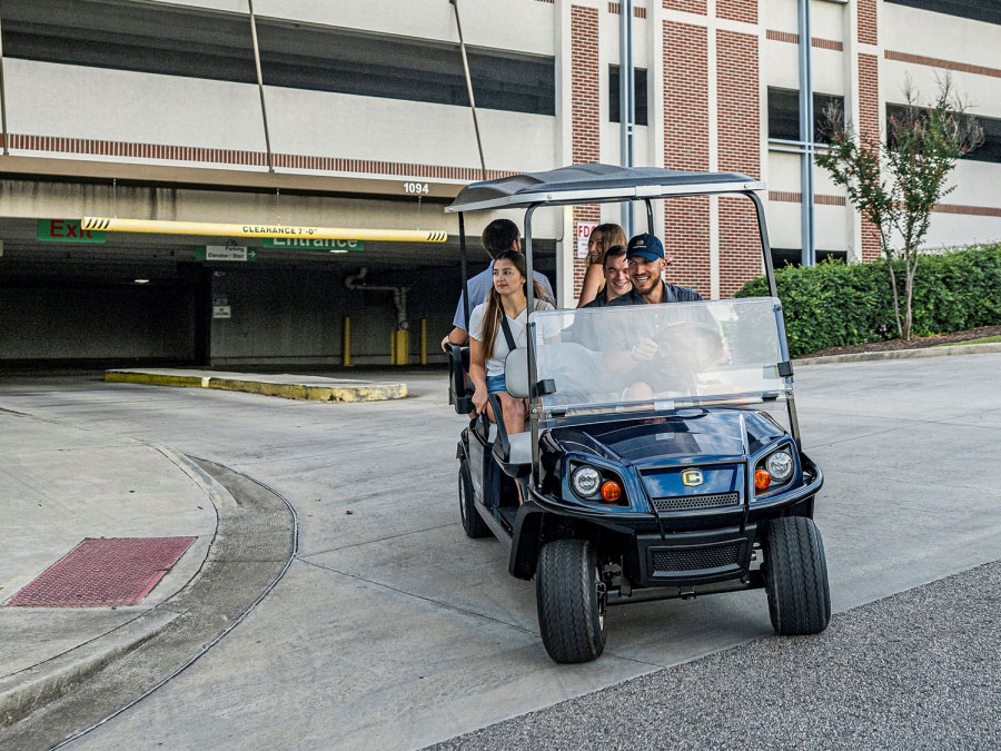 2025 Cushman Shuttle 6 EFI Gas Bright White image