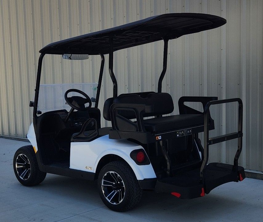 2026 E-Z-GO RXV 4 Touring S ELiTE Lithium White image