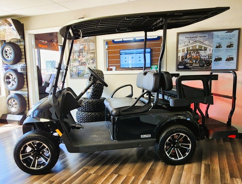 2026 E-Z-GO RXV 4 Touring S ELiTE Lithium Black image