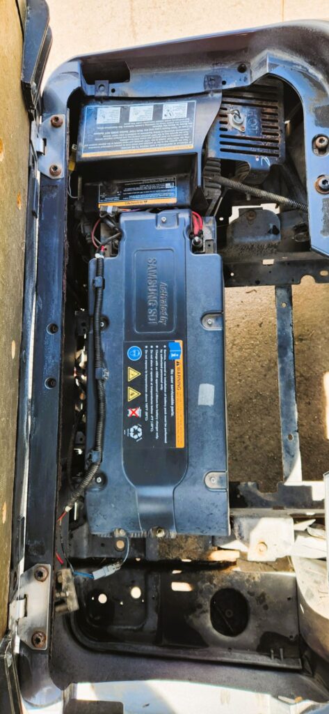 2021 E-Z-GO Freedom RXV ELiTE 2.0 Platinum image