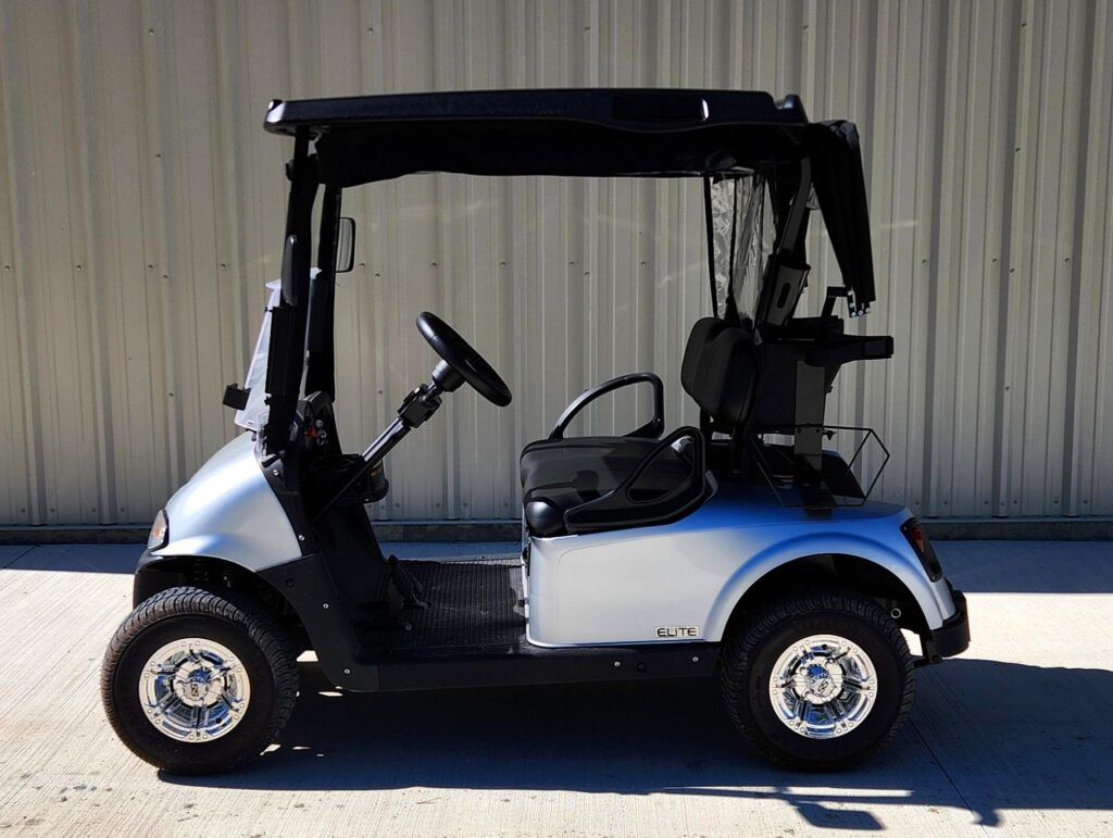2021 E-Z-GO Freedom RXV ELiTE 2.0 Silver image