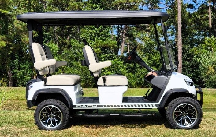 2025 DACH Vehicles Apollo White image