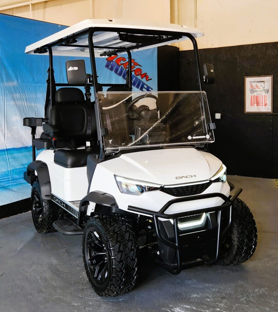 2025 DACH Vehicles Falcon 2+2 White image