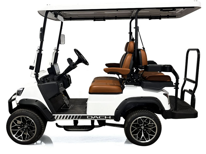 2025 DACH Vehicles Falcon 2+2 White image